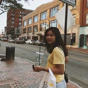 Meet your Posher, Anna